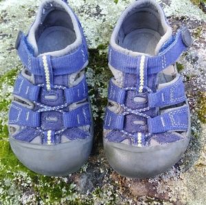 Size 7t Keen sandals